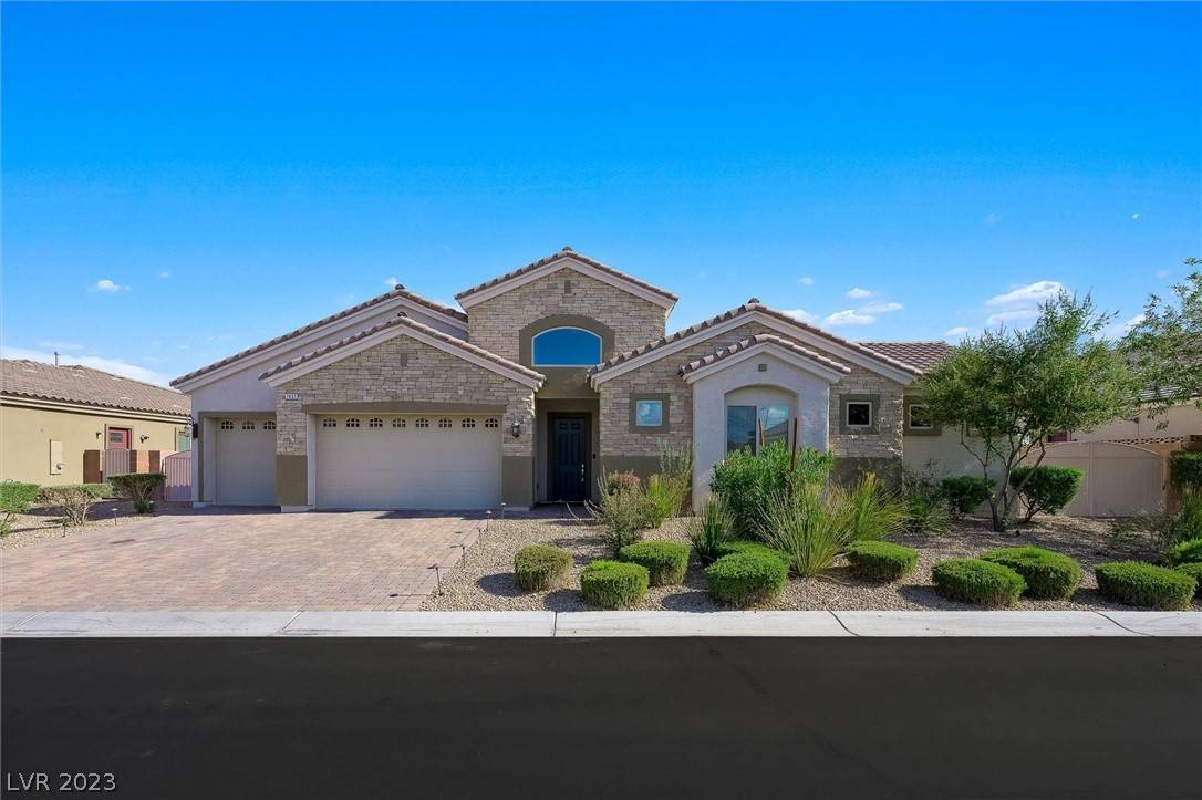 7431 Lawrence Powers CT,  Las Vegas,  NV 89129