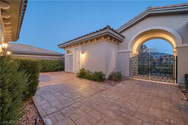 Las Vegas, NV 89135,10938 Iris Canyon LN