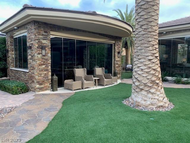 Las Vegas, NV 89139,8175 Arville ST #217