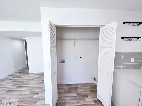 Las Vegas, NV 89121,3619 Ruth DR