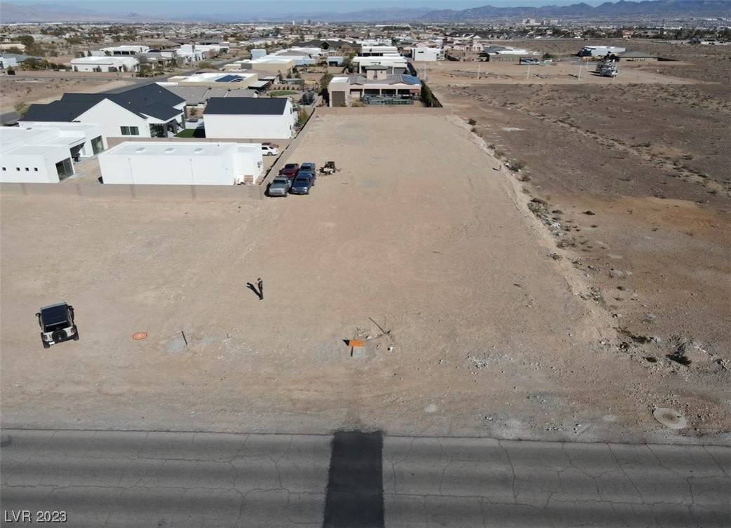 8726 Cimarron RD, Las Vegas, NV 89113