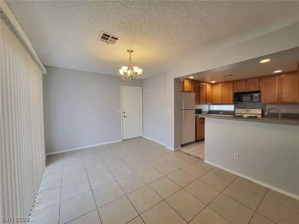 Henderson, NV 89074,2864 Palleta DR