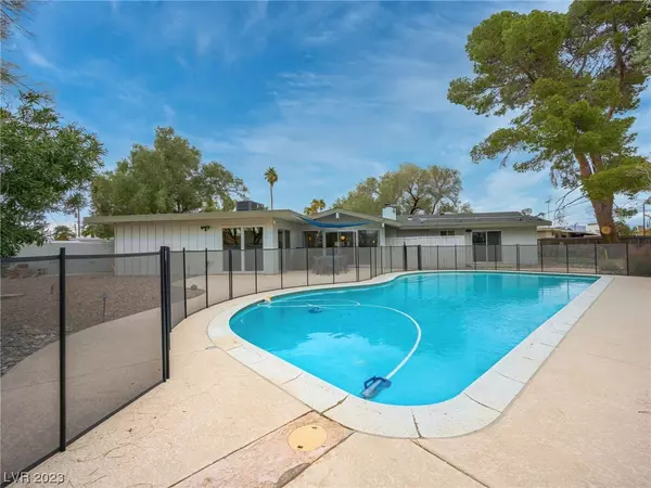 Las Vegas, NV 89104,1815 8th PL