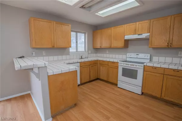 Pahrump, NV 89048,1490 S Red Rock DR