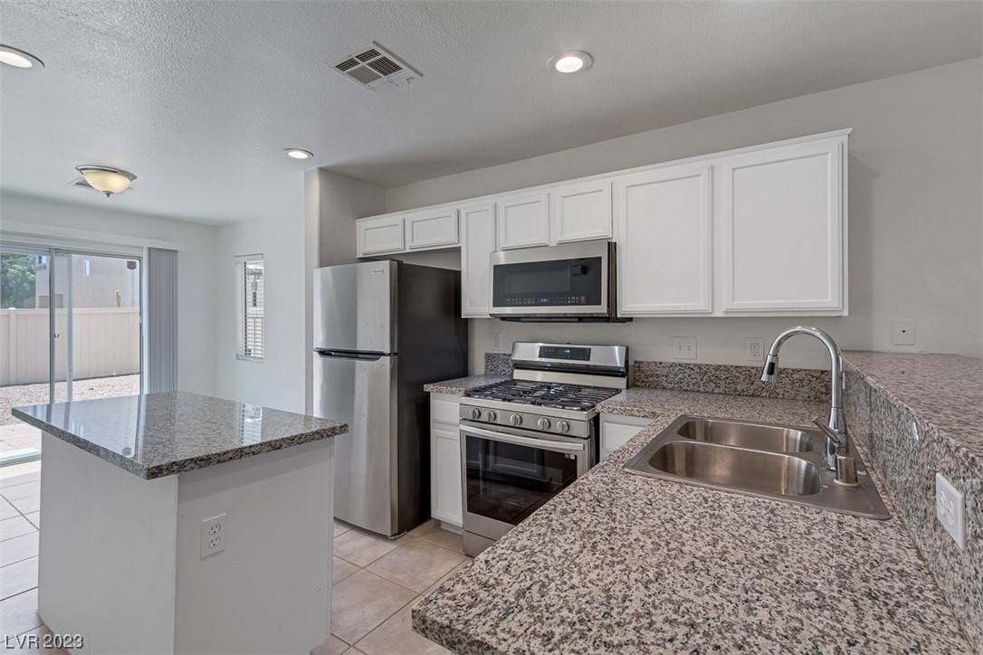 Las Vegas, NV 89122,6505 Abbey Door CT