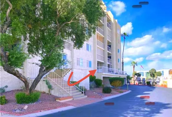Las Vegas, NV 89169,750 S Royal Crest CIR #315