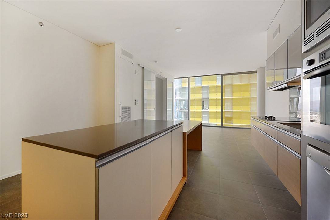 3726 Las Vegas BLVD #1811, Las Vegas, NV 89158