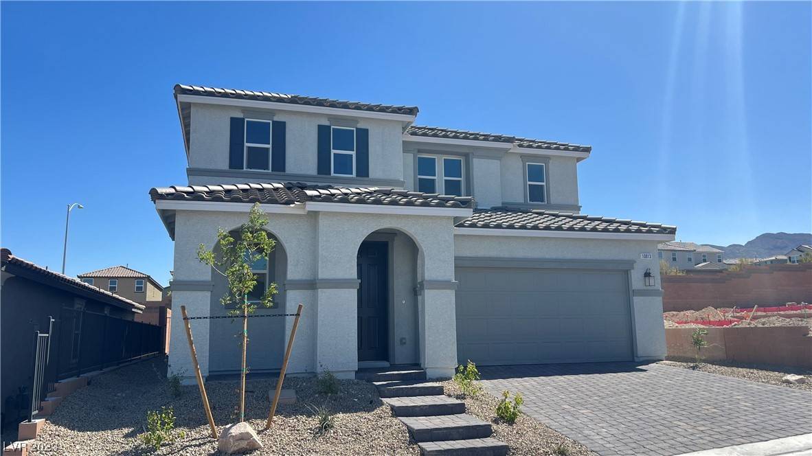 10813 Gentle Crest AVE, Las Vegas, NV 89166