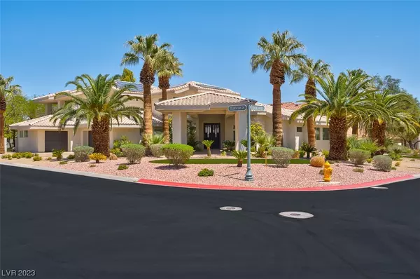 Las Vegas, NV 89117,7432 Doe AVE