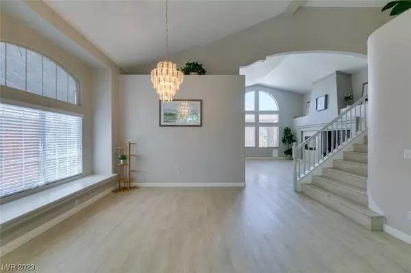 Las Vegas, NV 89147,9794 Cornwall Crossing LN