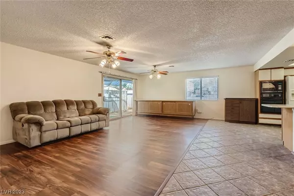 Las Vegas, NV 89107,6320 Fargo AVE
