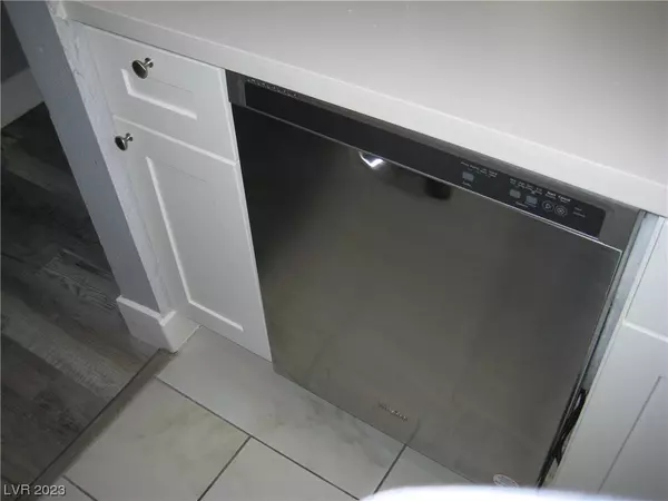 Las Vegas, NV 89108,1824 N Decatur BLVD #101