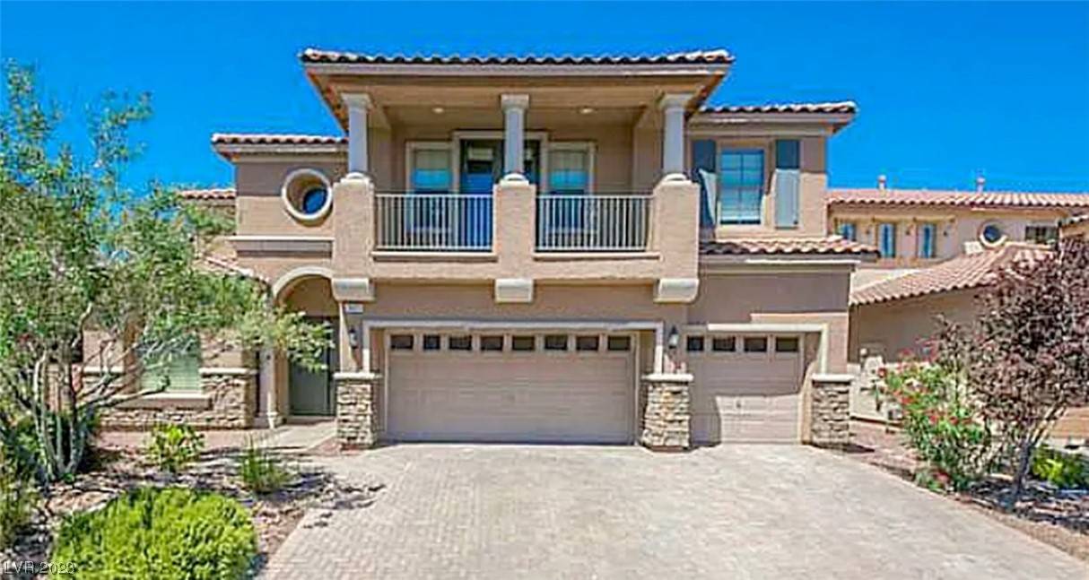 7021 Puetollano DR, North Las Vegas, NV 89084