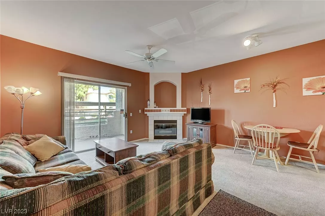 Las Vegas, NV 89103,5415 W Harmon AVE #1114