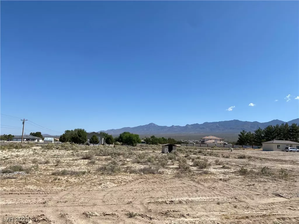 Pahrump, NV 89060,530 E Harris Farm RD