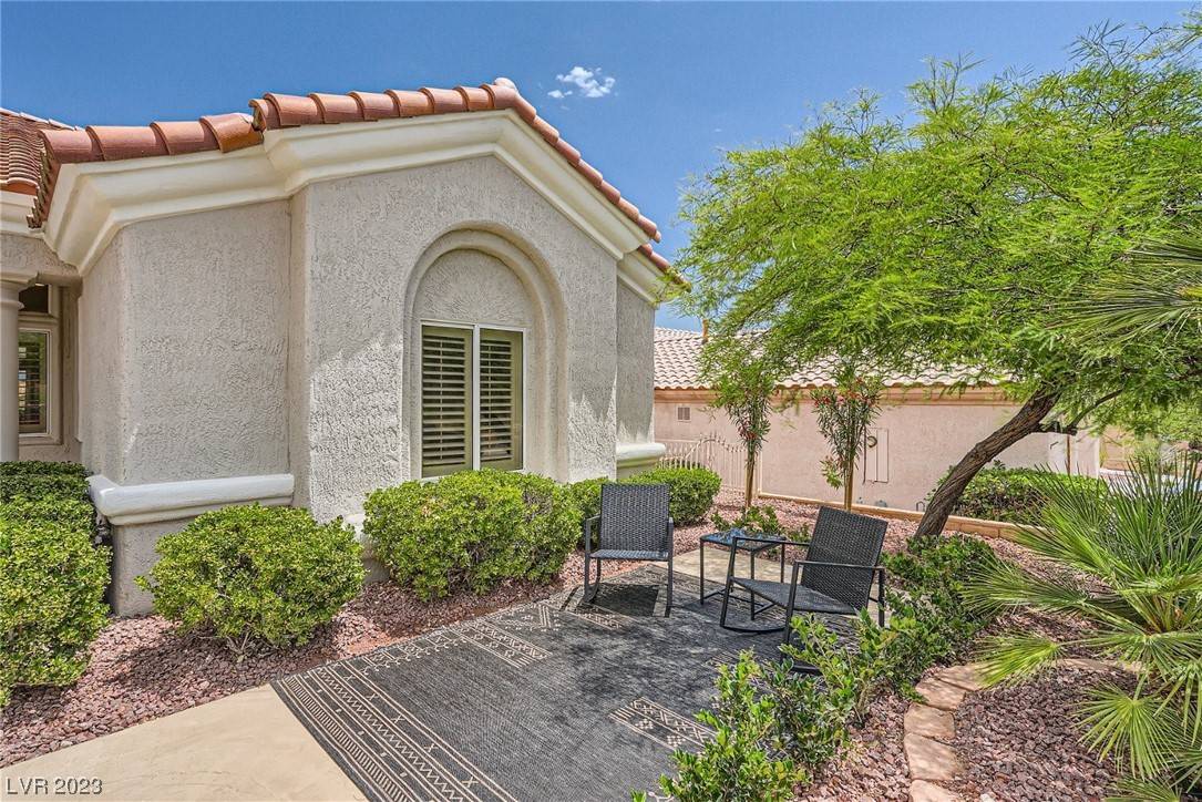 Las Vegas, NV 89134,10016 Hunter Springs DR