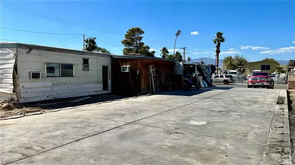 3301 Judson AVE, North Las Vegas, NV 89030