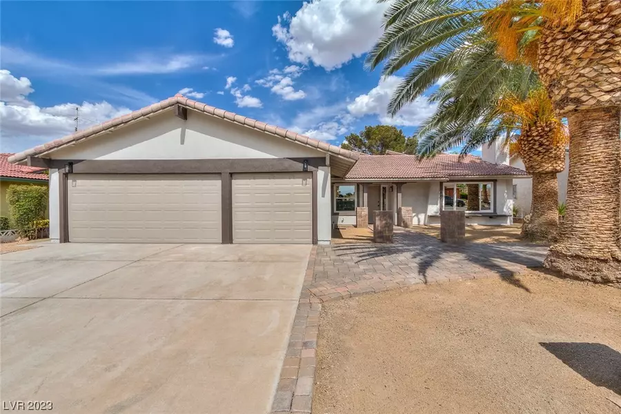 4584 Skyland DR, Las Vegas, NV 89121