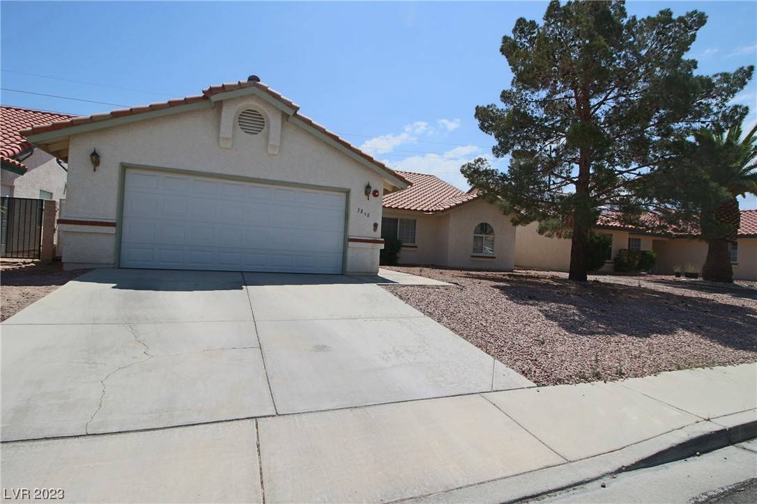 3858 Moongate CIR,  Las Vegas,  NV 89103