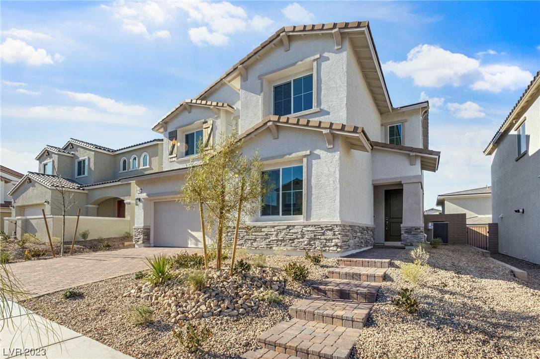 Henderson, NV 89011,537 Ray Pointe LN