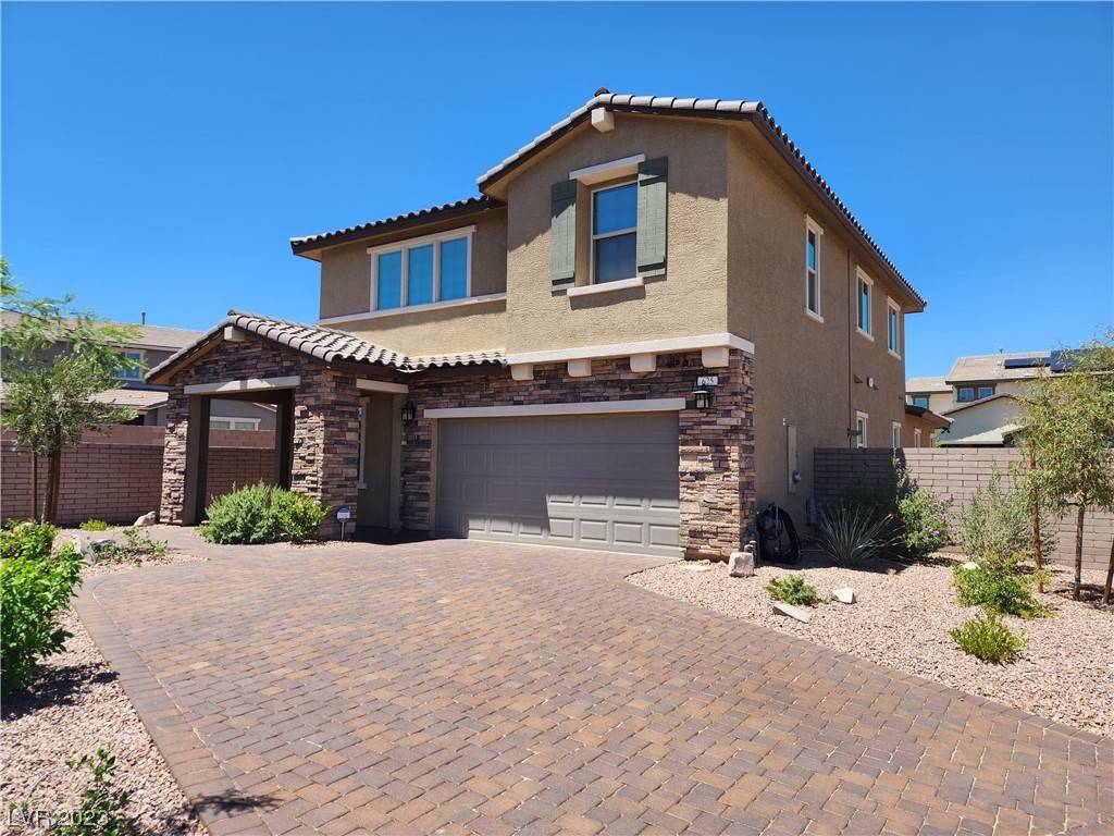 Henderson, NV 89011,625 Honesty CT