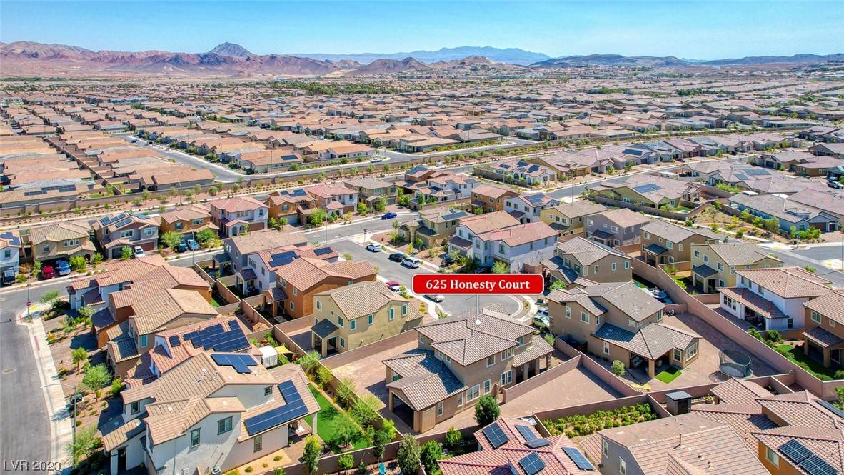 Henderson, NV 89011,625 Honesty CT