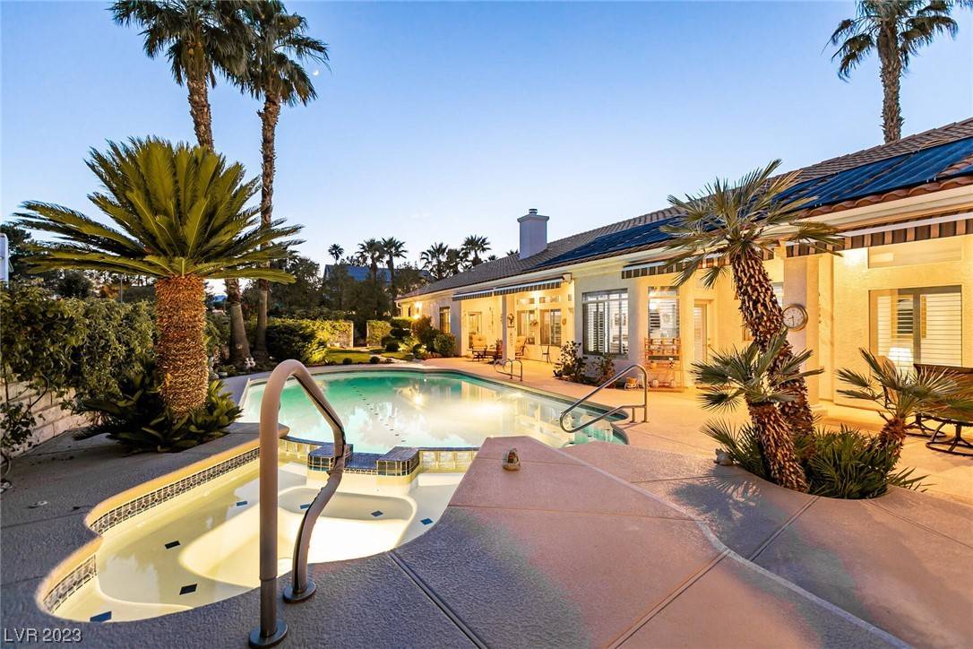1941 Black Water CT, Las Vegas, NV 89117