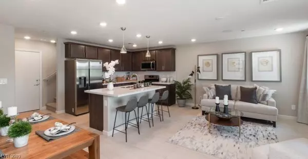 Henderson, NV 89011,817 Watford PL