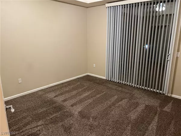 Las Vegas, NV 89123,15 E Agate AVE #301
