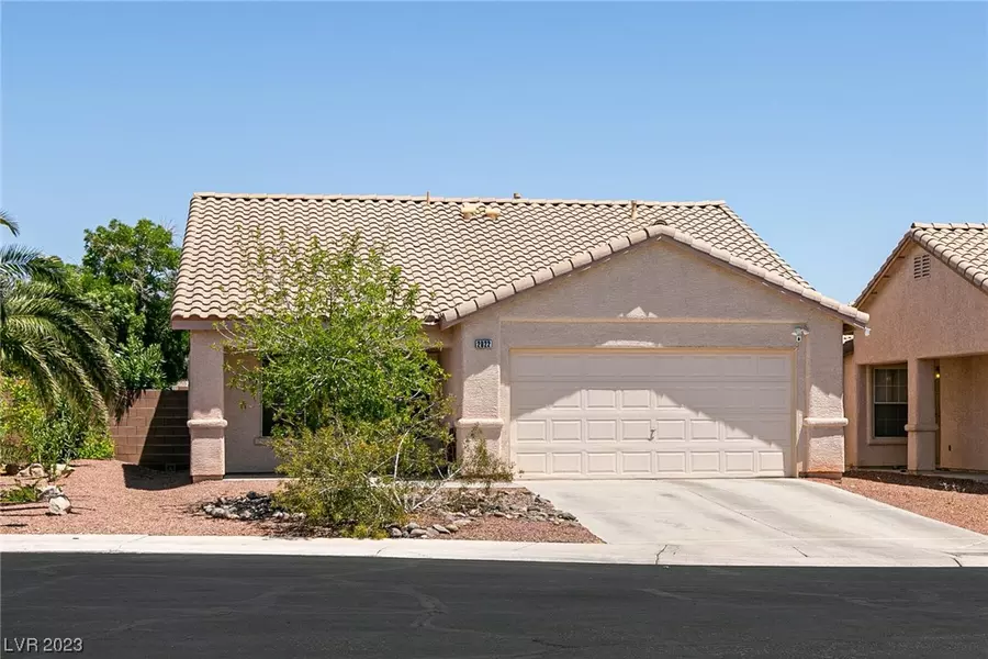 2022 Sandy Point CT, North Las Vegas, NV 89031