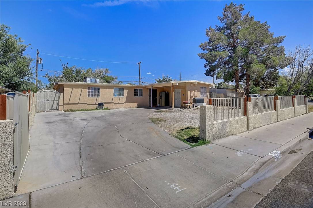 908 N Mojave RD, Las Vegas, NV 89101