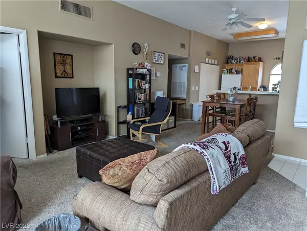 Las Vegas, NV 89128,3125 N Buffalo DR #2137