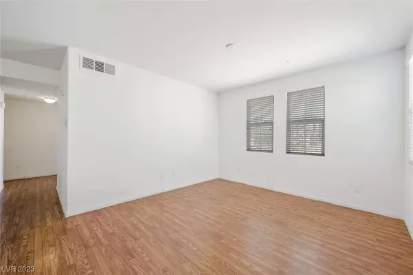 Henderson, NV 89074,50 Aura De Blanco ST #5201