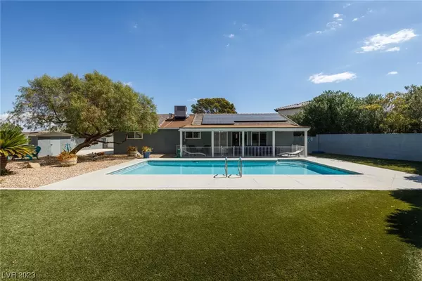 Las Vegas, NV 89121,4181 Brookview WAY