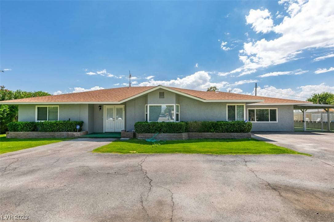 Las Vegas, NV 89108,5465 Madre Mesa DR