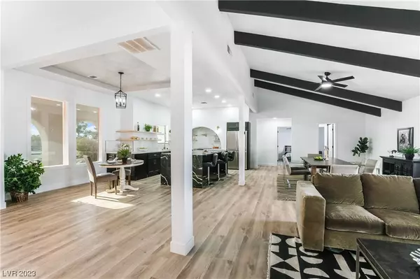 Las Vegas, NV 89183,75 E Levi AVE