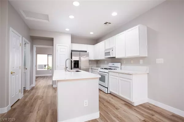 7869 Solid Horn CT, Las Vegas, NV 89149