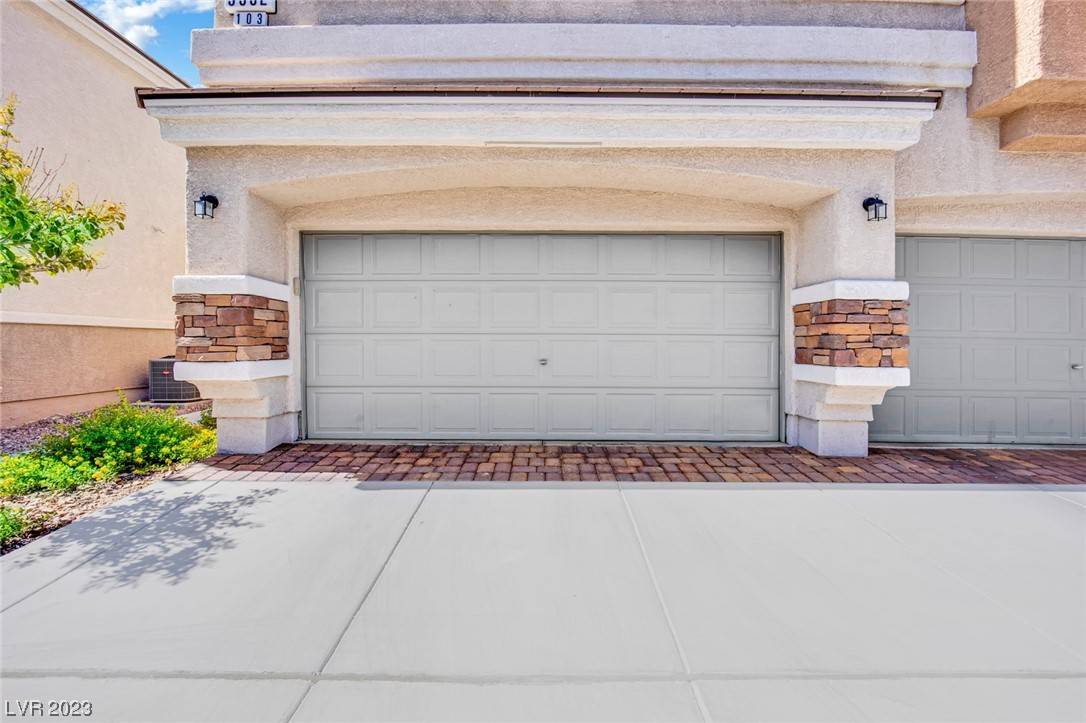 Las Vegas, NV 89122,5552 High Wager WAY #103