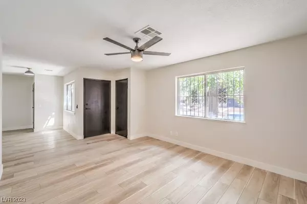 Las Vegas, NV 89110,880 Mantis WAY #3