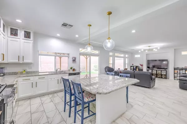 Las Vegas, NV 89139,8557 Silver Coast ST