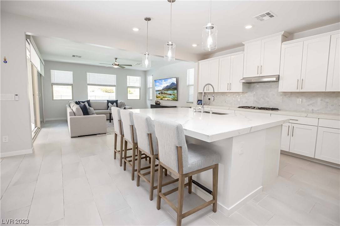 Las Vegas, NV 89138,12404 Pine Bend AVE