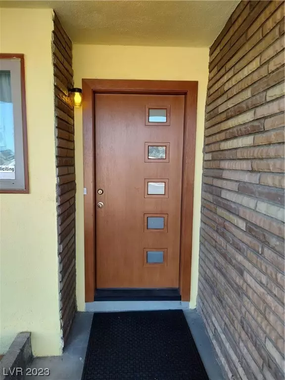 Las Vegas, NV 89104,1316 S Bruce ST