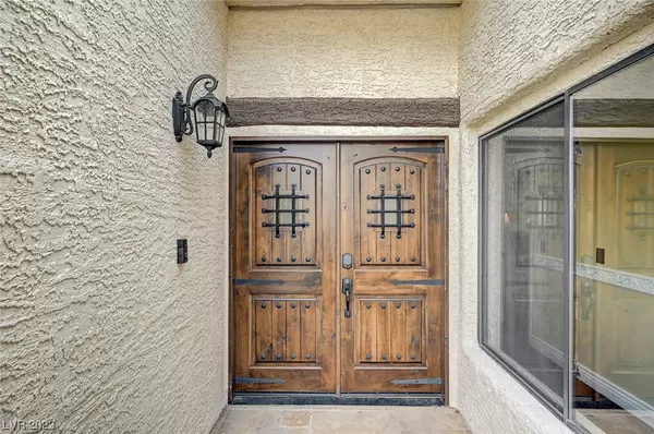 Las Vegas, NV 89120,5457 Olivebrook CT