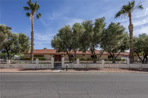 529 Blackridge RD,  Henderson,  NV 89015