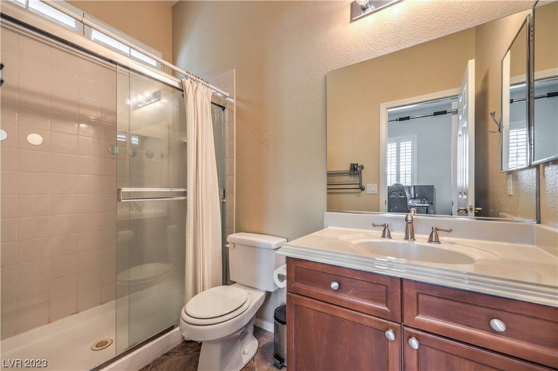Las Vegas, NV 89117,8186 Merlewood AVE