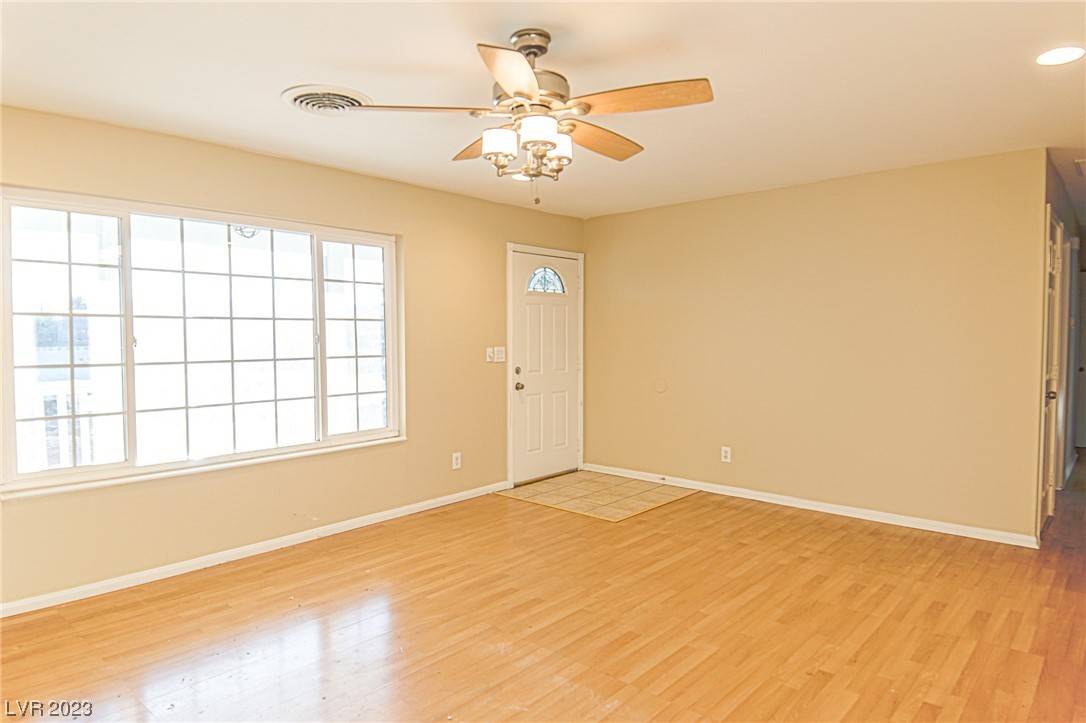 Henderson, NV 89002,608 Greenway RD