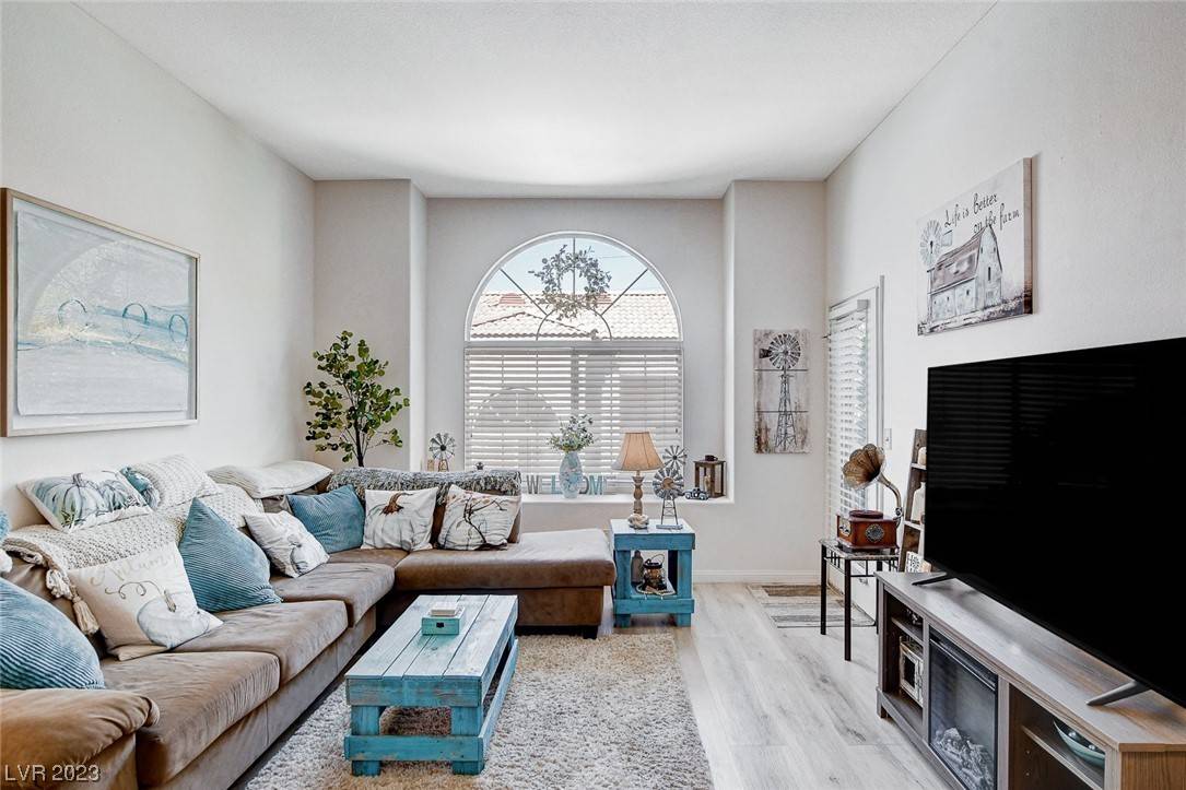 Las Vegas, NV 89128,3125 N Buffalo DR #2123