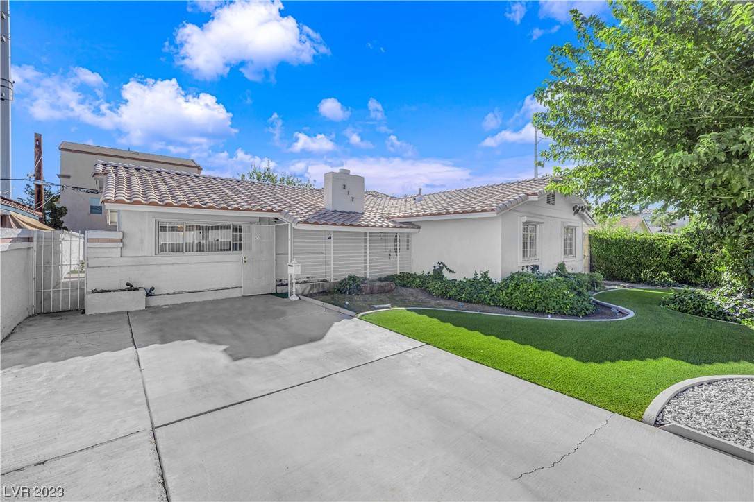 Las Vegas, NV 89106,217 Shadow LN