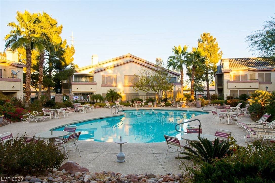 Las Vegas, NV 89122,5710 E Tropicana AVE #2018