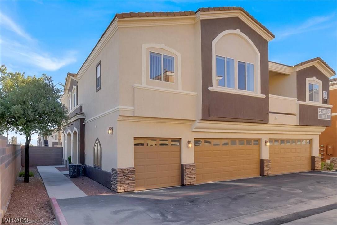 Las Vegas, NV 89149,9303 Gilcrease AVE #1040